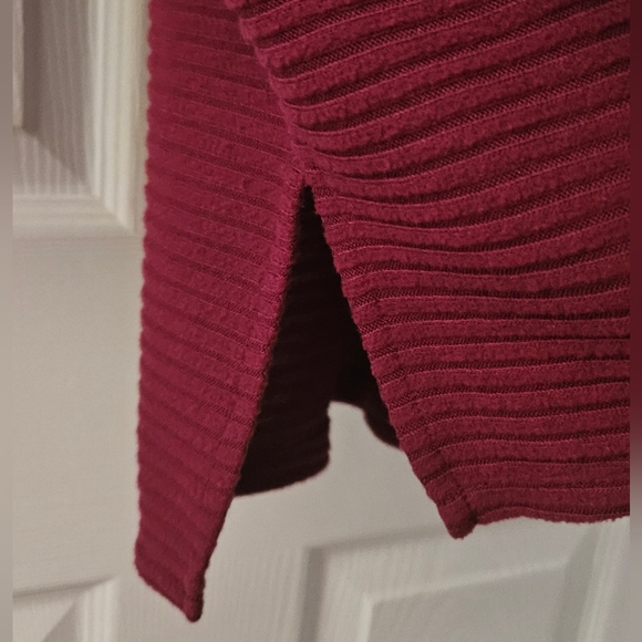 Time&Tru Ribbed Top - Picture 3 of 6